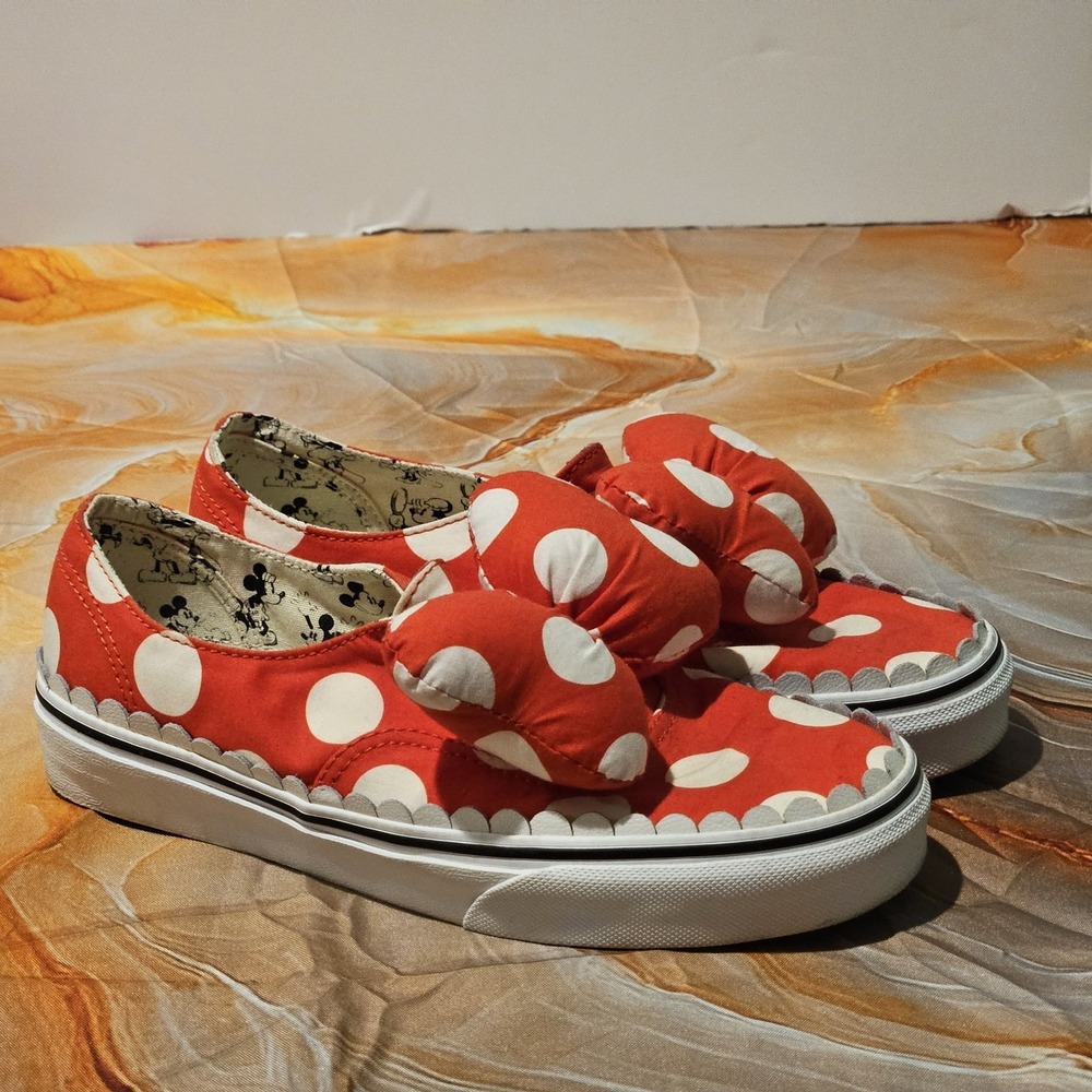 Vans x Disney Minnie Mouse Bow Slip On SAMPLE Shoes Womens Size 7